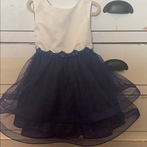 Formal 2t little girl dress